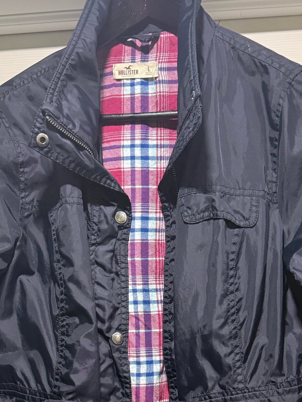Hollister Navy Girls soft shell jacket with Pink & Blue Plaid Lining, Lg